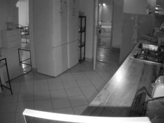 voyeurcam-julmodels-kitchen camsoda