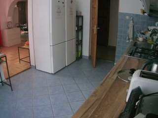 voyeurcam-julmodels-kitchen