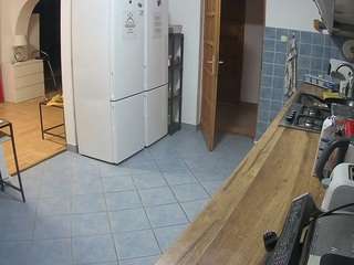 voyeurcam-julmodels-kitchen