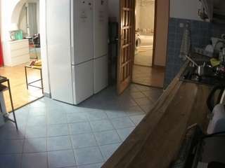 voyeurcam-julmodels-kitchen