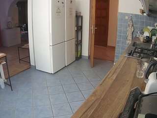 voyeurcam-julmodels-kitchen