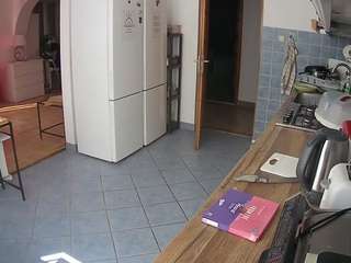 voyeurcam-julmodels-kitchen