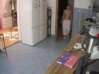 voyeurcam-julmodels-kitchen