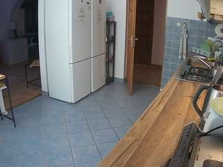 voyeurcam-julmodels-kitchen