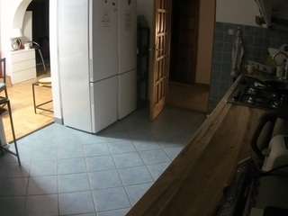 voyeurcam-julmodels-kitchen