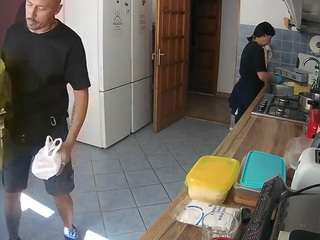 voyeurcam-julmodels-kitchen