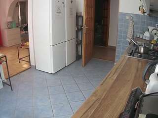 voyeurcam-julmodels-kitchen
