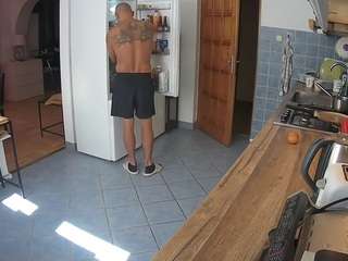 voyeurcam-julmodels-kitchen