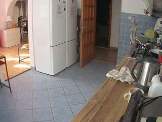 voyeurcam-julmodels-kitchen