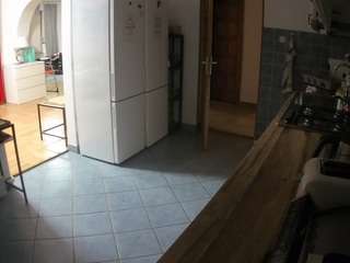 voyeurcam-julmodels-kitchen