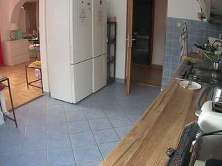 voyeurcam-julmodels-kitchen