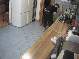 voyeurcam-julmodels-kitchen
