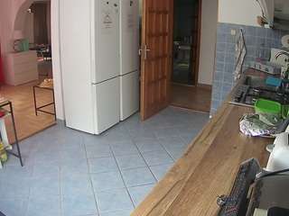 voyeurcam-julmodels-kitchen