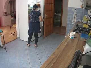 voyeurcam-julmodels-kitchen