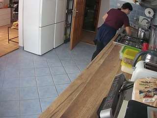 voyeurcam-julmodels-kitchen