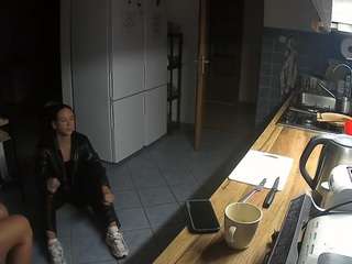 voyeurcam-julmodels-kitchen
