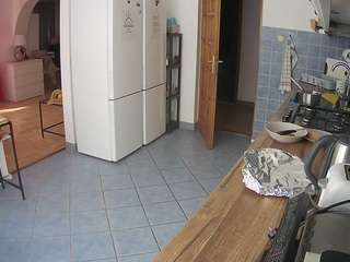 voyeurcam-julmodels-kitchen