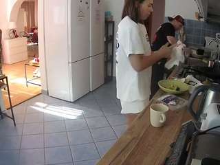 voyeurcam-julmodels-kitchen