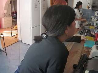 voyeurcam-julmodels-kitchen