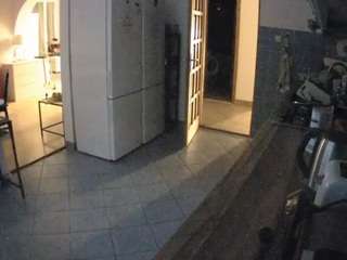 voyeurcam-julmodels-kitchen