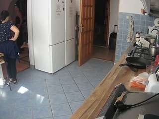 voyeurcam-julmodels-kitchen