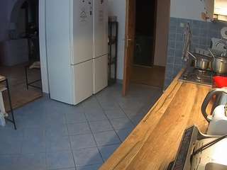 voyeurcam-julmodels-kitchen