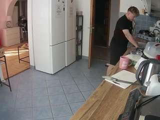 voyeurcam-julmodels-kitchen