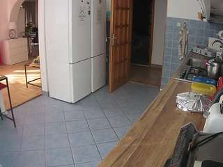 voyeurcam-julmodels-kitchen