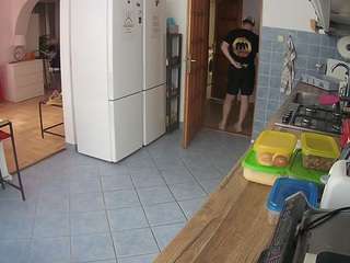 voyeurcam-julmodels-kitchen