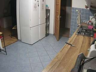 voyeurcam-julmodels-kitchen