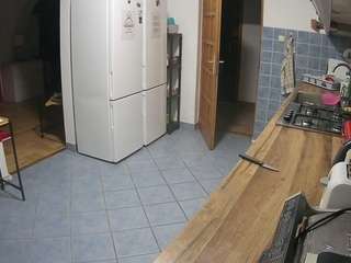 voyeurcam-julmodels-kitchen
