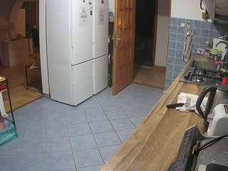 voyeurcam-julmodels-kitchen webcam model