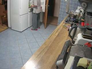 Julmodels Kitchen live cam preview