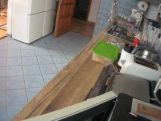 voyeurcam-julmodels-kitchen