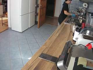 voyeurcam-julmodels-kitchen