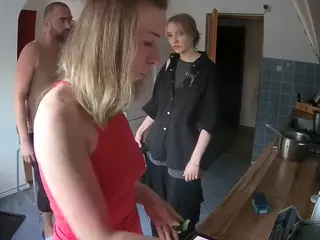 Julmodels Kitchen's Live Sex Cam Show