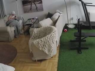 camsoda voyeurcam-julmodels-living-1