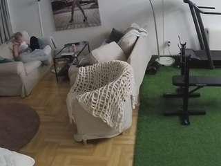 Vouyeur House camsoda voyeurcam-julmodels-living-1