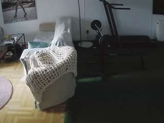 Voyeur H Ouse camsoda voyeurcam-julmodels-living-1