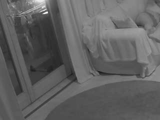 Livesex House camsoda voyeurcam-julmodels-living-1