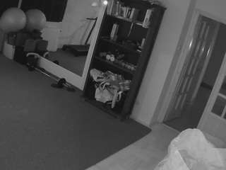 Livesex House camsoda voyeurcam-julmodels-living-1