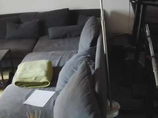 voyeurcam-julmodels-living-1 camsoda