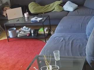 voyeurcam-julmodels-living-1