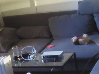 voyeurcam-julmodels-living-1 camsoda