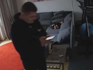 voyeurcam-julmodels-living-1