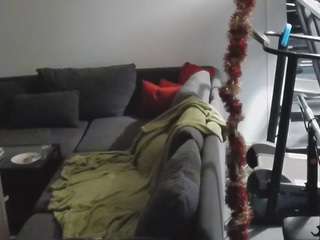 voyeurcam-julmodels-living-1 webcam model
