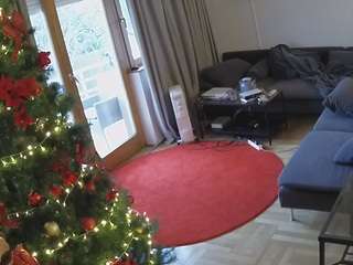 voyeurcam-julmodels-living-1