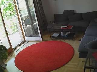voyeurcam-julmodels-living-1