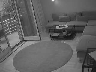voyeurcam-julmodels-living-1