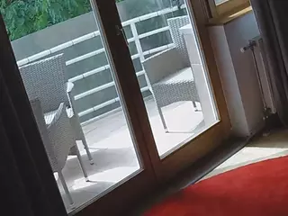 Julmodels Living-1's Live Sex Cam Show